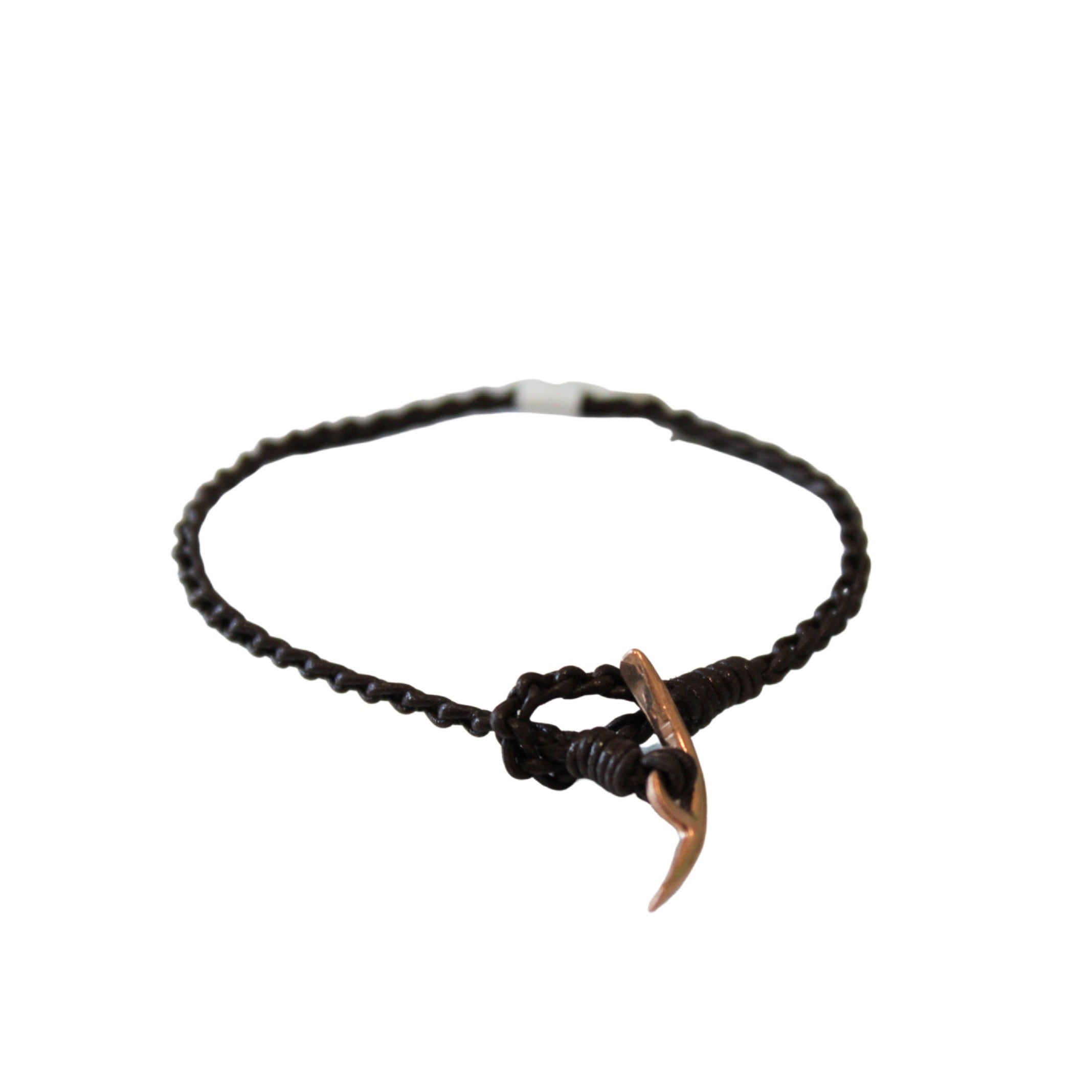 Macrame Bracelet & Gold Toggle