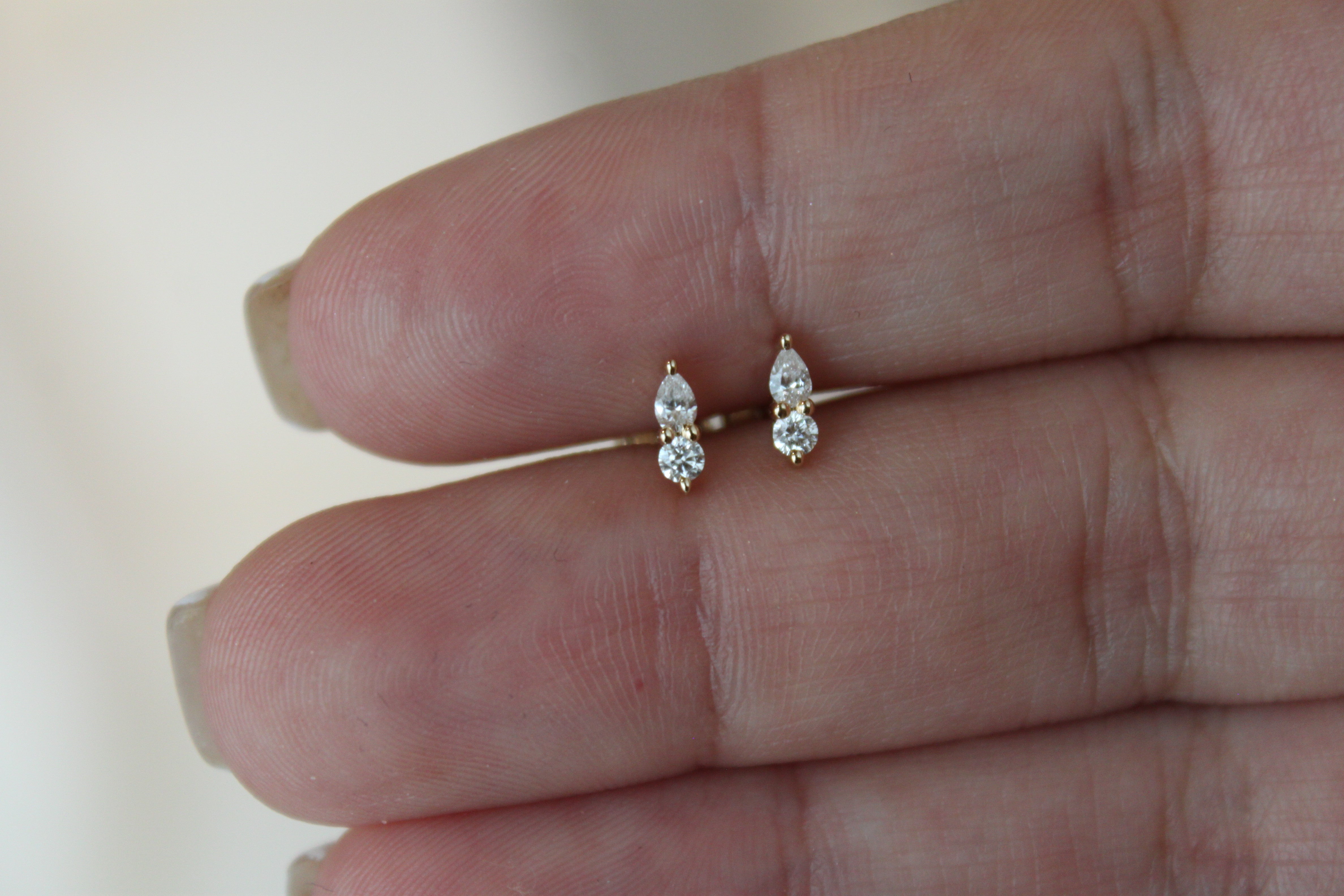 Two Diamond Mini Bar Stud