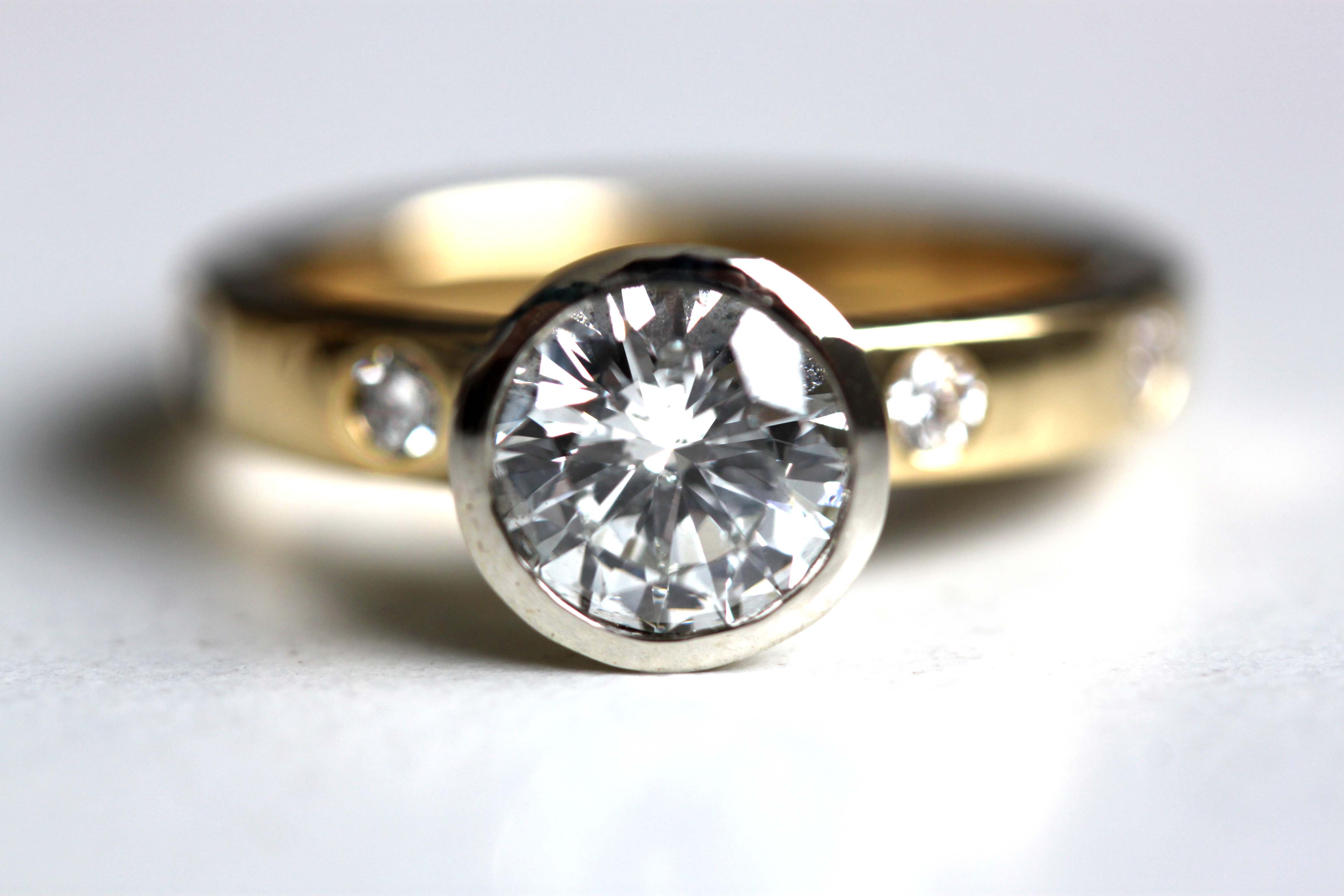 Mixed Metals & Round Cut Diamond Engagement Ring
