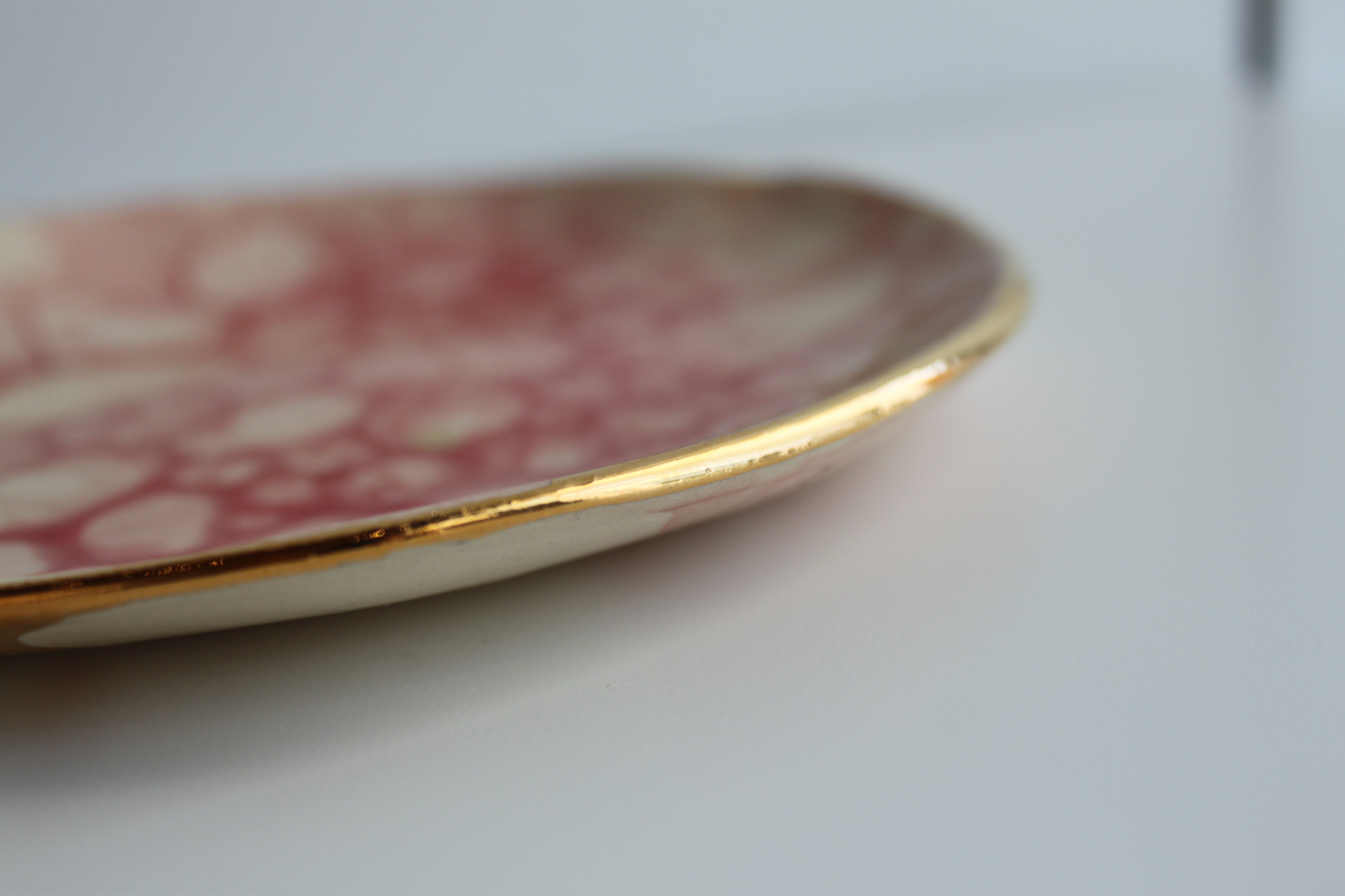 Cuqui Red & Gold Bubble Plate