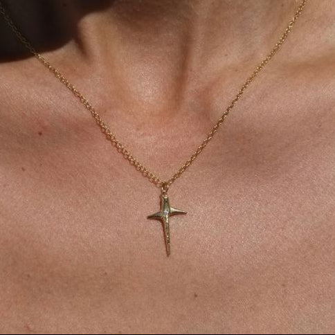 Yellow Gold & Diamond Mini Thorn Necklace